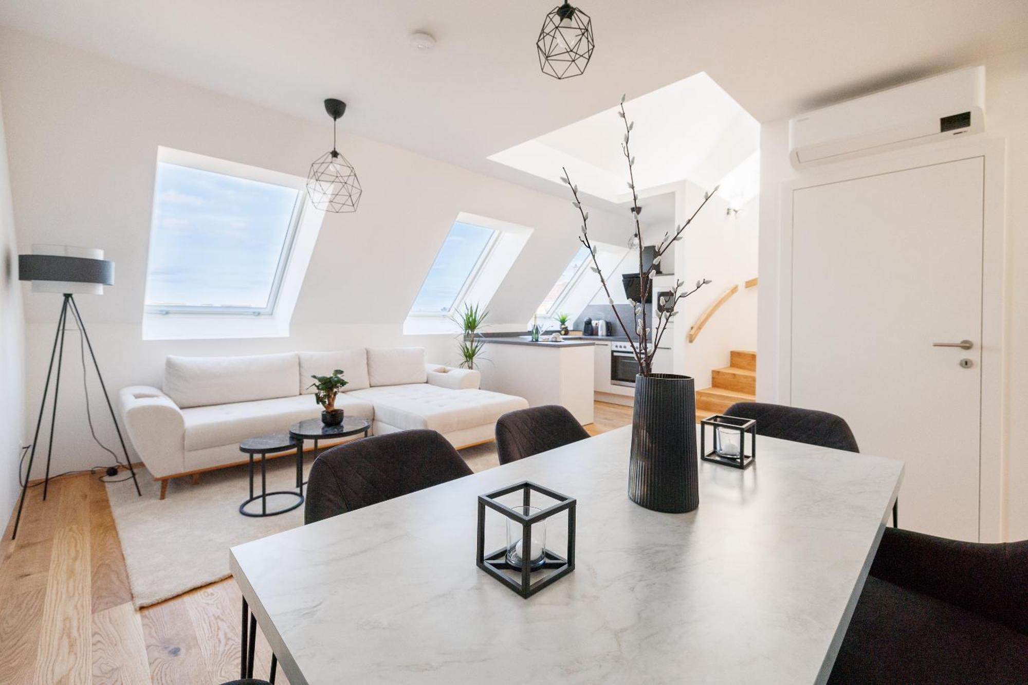 Symphony Apartments 38 - Modern Loft With Terrace And Grill In Central Location Відень Екстер'єр фото