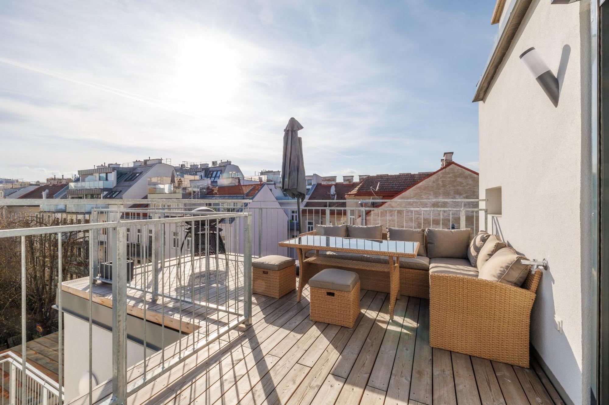 Symphony Apartments 38 - Modern Loft With Terrace And Grill In Central Location Відень Екстер'єр фото