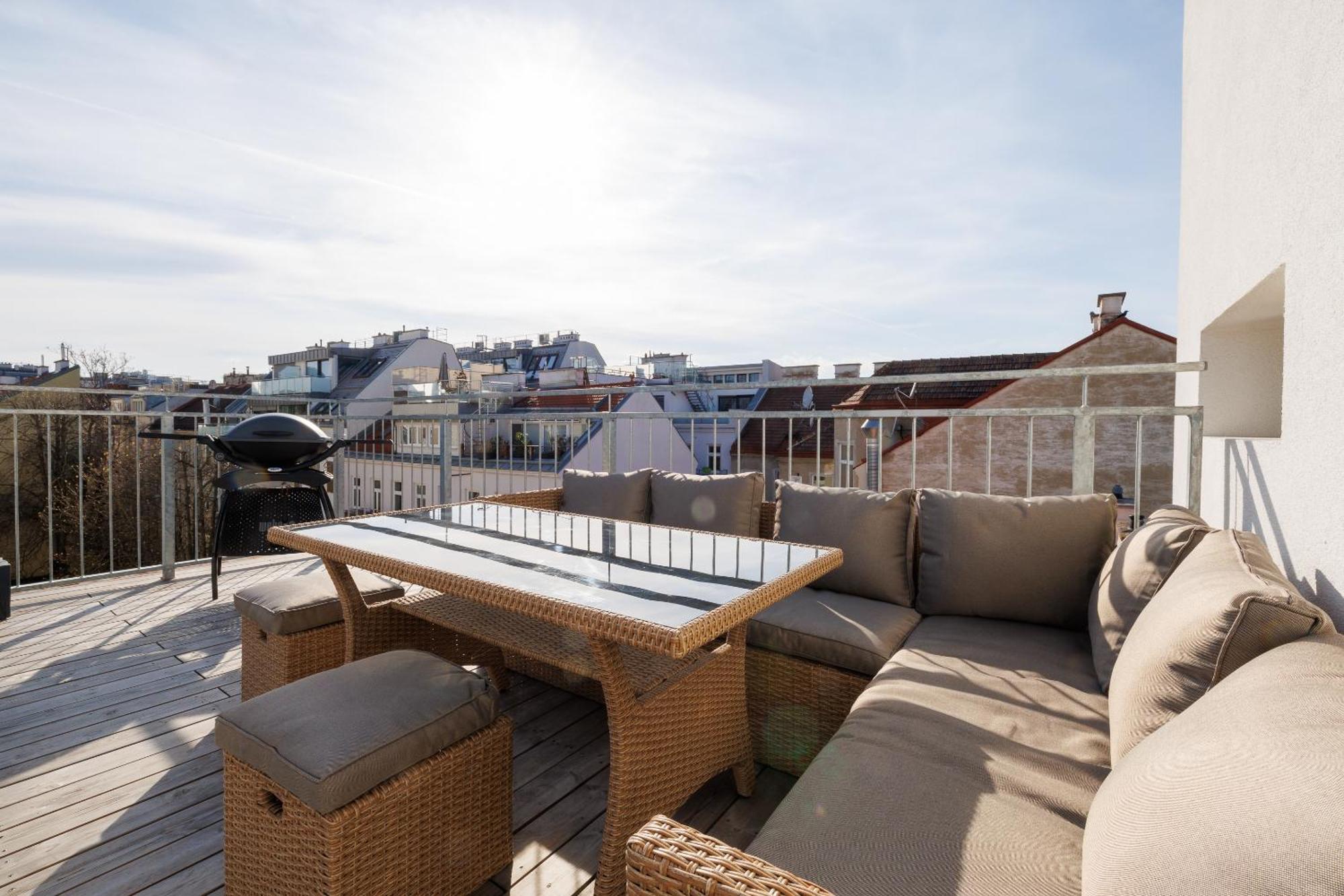 Symphony Apartments 38 - Modern Loft With Terrace And Grill In Central Location Відень Екстер'єр фото
